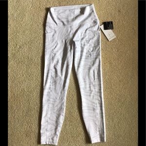 SOLD - NWT 90 Degrees by Reflex Workout Legging - Medium